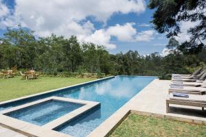 Stafford Bungalow - Exclusive Luxury Within A Private Tea Estate