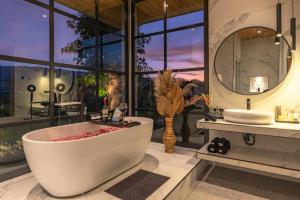 Villa Sea View Beach Estate