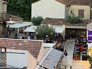 Appartements T3 avec terrasse au coeur de Portovecchio : photos des chambres