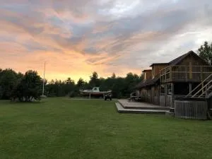 Privaatne mereäärne maamaja tõeliseks puhkuseks! - Leplku