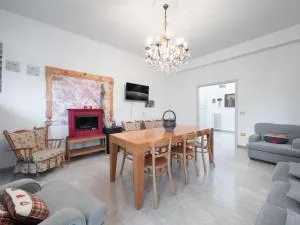 Flaminia Bright & Roomy Apartment - Trebbiantico