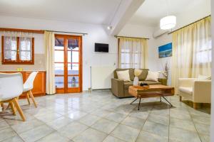 Drosia Residence 150m from Saint George Beach