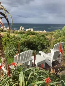 Rondawel with sea view - Kleinmond