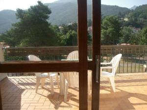 Studio cosy avec terrasse, parking et wifi - Idéal cures et centre-ville, Amélie-les-Bains - FR-1-703-3