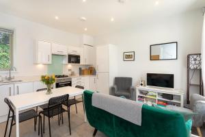 Beautiful Honeycomb Cottage in heart of Cotswolds