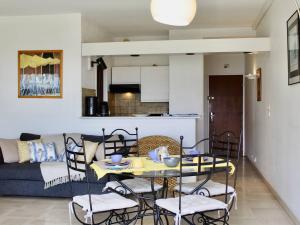 Appartement 2 Pièces avec Climatisation, 4 Couchages, à 100m de la Plage - FR-1-252A-33