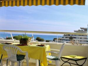 Appartement 2 Pièces avec Climatisation, 4 Couchages, à 100m de la Plage - FR-1-252A-33