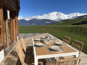 Chalets Chalet Vue Mont-Blanc imprenable : Chalet 3 Chambres