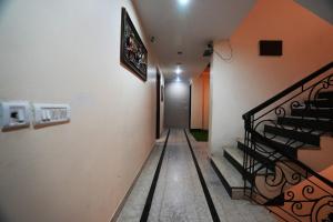 Hotel S & B East Inn - Patel Nagar