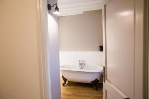 Appartements Centrally located, refurbished modern flat with views over the historic port : photos des chambres