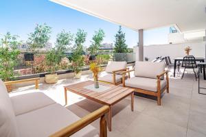 LME4BB - SB4BB - Apotel Las Mesas by roomservices