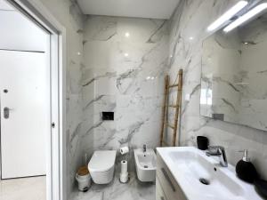 Praia da Rocha Modern by Homing