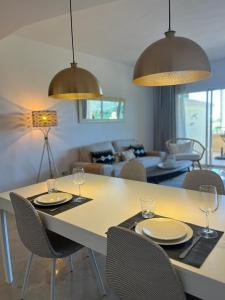 Luxury Apartment Elviria Hills - Stunning Views