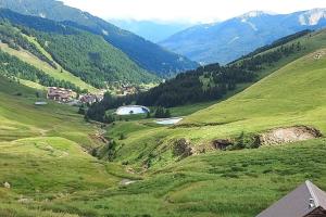 Appartements La Foux d'Allos : Studio Cosy au pied des pistes vue montagne : photos des chambres