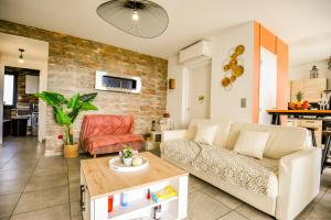 Appartements Yuna - vue mer, clim, plage a pied - Pietrosella : photos des chambres