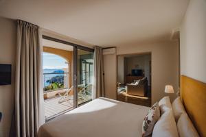 Hotels Hotel La Villa Douce : Appartement - Vue sur Mer