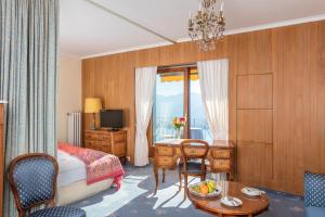 Deluxe Double Room with Lake View room in Hotel Victoria Glion