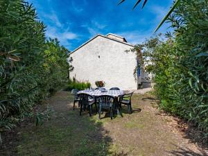 Maisons de vacances Holiday Home Felicite by Interhome : photos des chambres