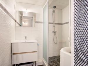 Apartment Les Villageoises-2 by Interhome