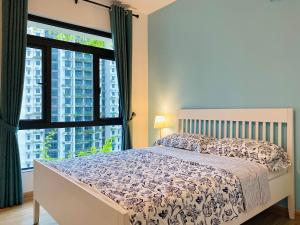 Sea&CityView 2-bedroom Fully Furnished Apartment Forest City #freeWIFI