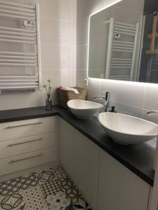 Appartements superbe T3 centre ville avec garage ferme : photos des chambres