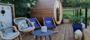 Maisons de vacances Gites le Mas Clementine le Figuier : photos des chambres