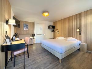 Hotels Hotel De La Gare : photos des chambres