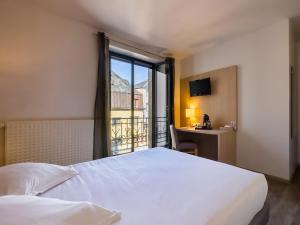 Hotels Hotel De La Gare : photos des chambres