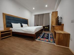 Eagle guest house leh