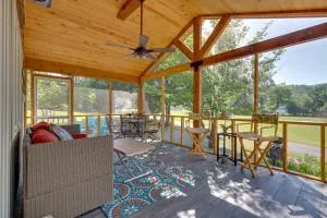 Guntersville Lake Home with Deck and Covered Boat Slip - Dutton