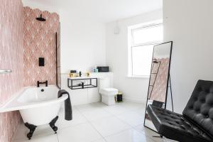 Neighbourhood Bedrooms