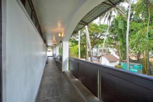 Blu Missel By The River