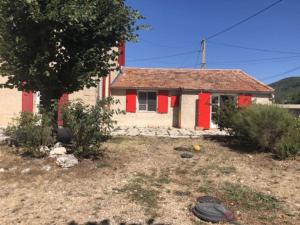 Maisons de vacances Petite maison entouree de lavande dans le Luberon : photos des chambres