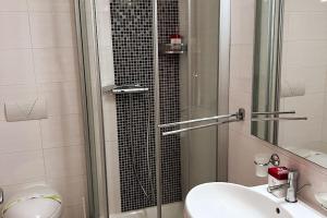 Casino Loft, central Mamaia, superhost favorite!