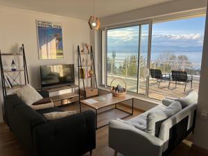 Léman Panoramique avec terrasse à deux pas du centre-ville - 3hvězdičkové hotely ve městě Évian-les-Bains