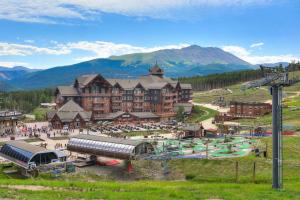 One Ski Hill Place, a RockResort, by Vail Resorts
