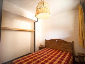 Charmant appartement à 300m des pistes à Lanslebourg avec balcon et garage - FR-1-508-71
