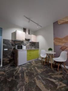 Сучасні апартаменти Палац Спорту