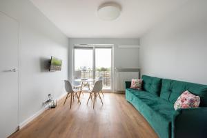 Żupnicza Green Praga Apartment by BookingHost