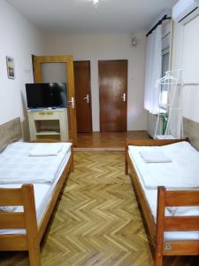 2 Hàlòszobàs apartman