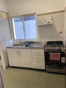 Dpto muy luminoso en el centro.