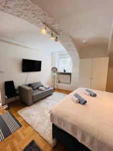 Downtown secret apartment