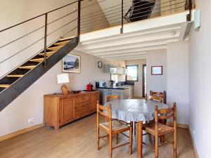 Appartement mezzanine sur plage, rénové, wifi inclus - FR-1-715-32