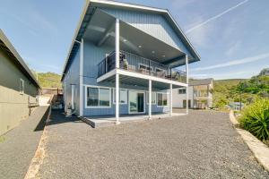 Clearlake Vacation Rental with Nearby Lake Access!