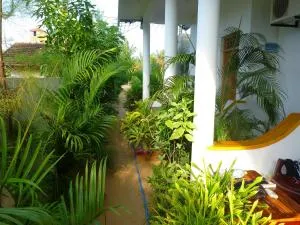 SURF & SAND Hotel Arugambay - Sengamuwa