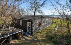2 Bedroom Beautiful Home In Køge - Karlstrup Strand