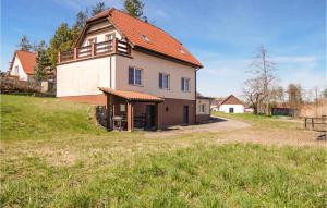 2 Bedroom Amazing Home In Bogaczewo