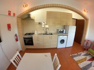 Algarve, renovated T1 apartment in S Bras de Alportel