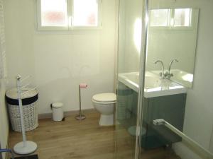 Maison moderne 6 pers, près de la plage, avec WIFI et animaux admis - FR-1-540-227