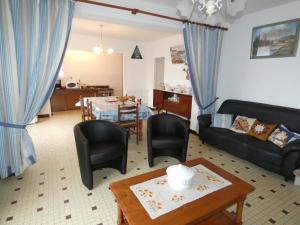 Maison spacieuse à Notre-Dame-de-Monts pour 6 avec parking privé - FR-1-540-223